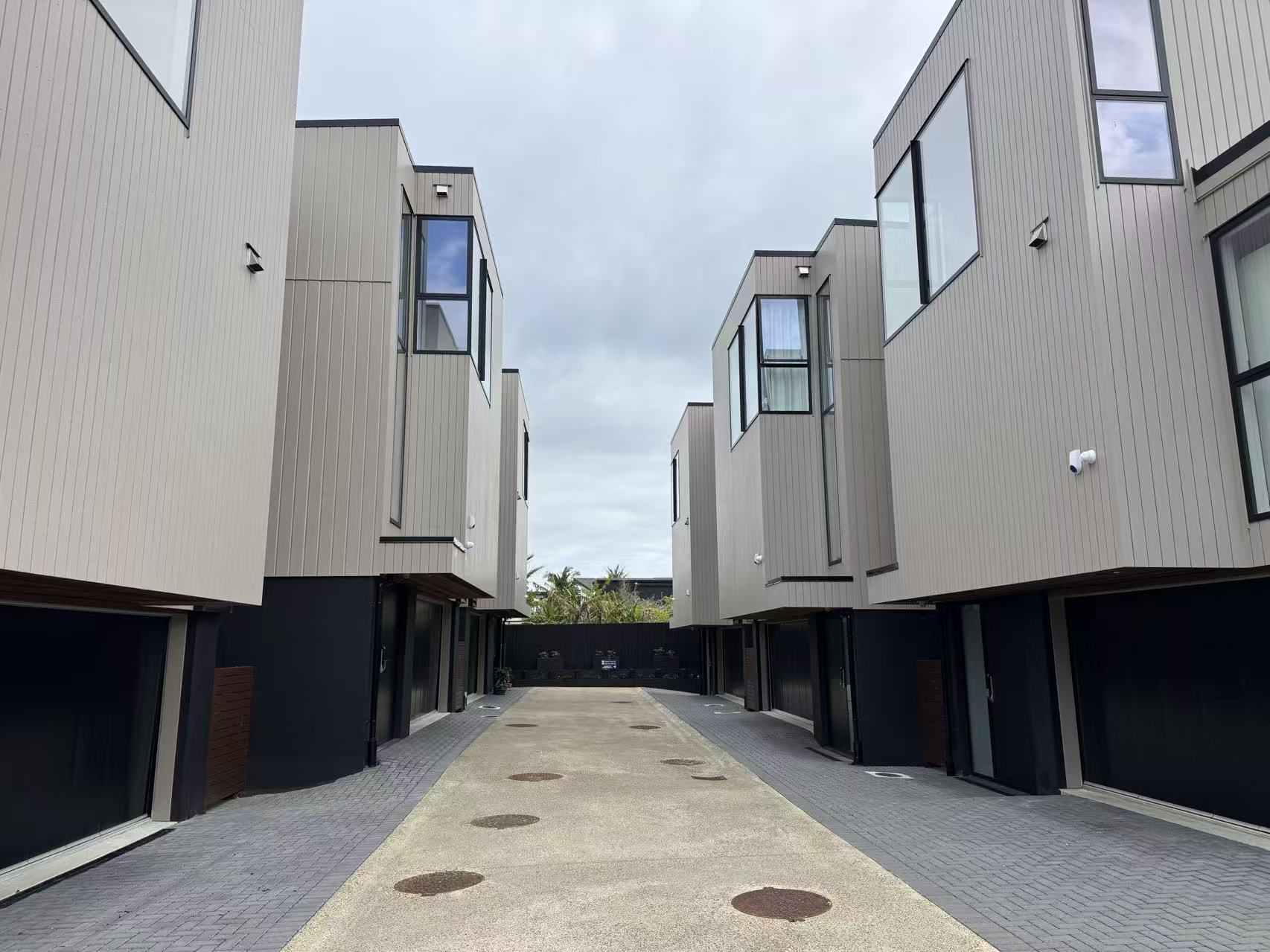 21 Arahia St Northcote 02